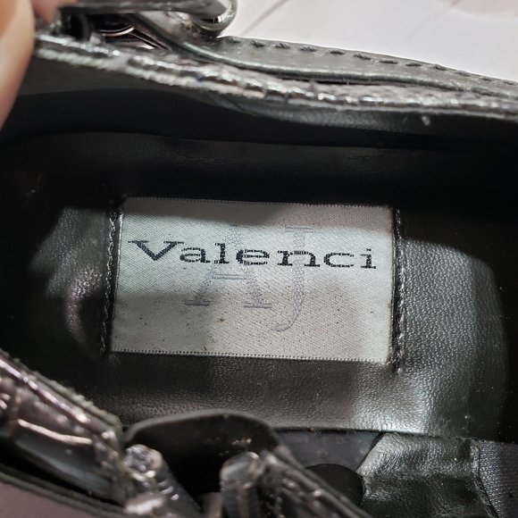 New! AJ Valenci Women's Pewter Leather Booties - Picture 7 of 9